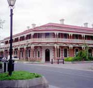 Jens Town Hall Hotel - Accommodation BNB