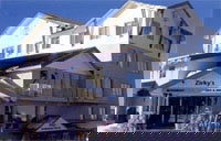 Zirkys Lodge - Accommodation BNB 0