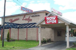 Book Hallam Accommodation Vacations Accommodation BNB Accommodation BNB