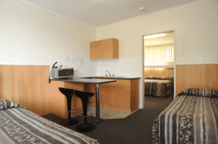 Bamboo Motor Inn - Accommodation BNB 2