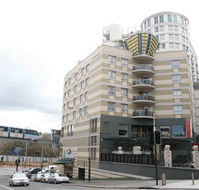 Seasons Darling Harbour - Accommodation BNB