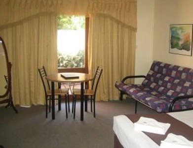 Parkway Motel - Accommodation BNB 2