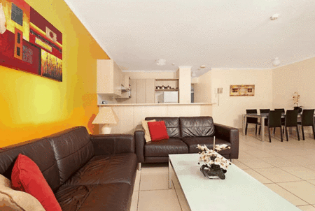 Blue Waters Apartments - Accommodation BNB 2