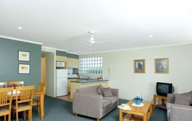 Beaches Holiday Resort - Accommodation BNB 0