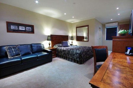 Quality Hotel Powerhouse - Accommodation BNB 3