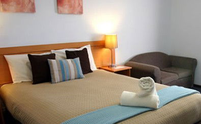 Colonial Lodge Motor Inn - Accommodation BNB 0