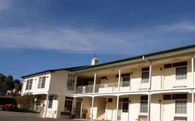 Colonial Lodge Motor Inn - Accommodation BNB 5