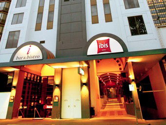Hotel Ibis Melbourne - Accommodation BNB 0