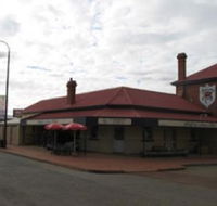 Bedford Arms Hotel - Accommodation BNB