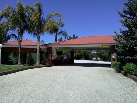 Golden Chain Border Gateway Motel - Accommodation BNB 0