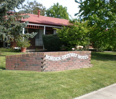 Golden Chain Border Gateway Motel - Accommodation BNB 1