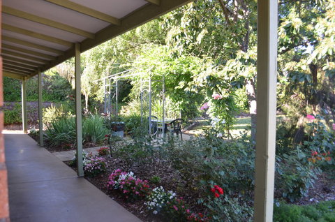 Bright Colonial Inn Motel - Accommodation BNB 1