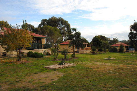 Lakes Entrance Country Cottages - Accommodation BNB 0
