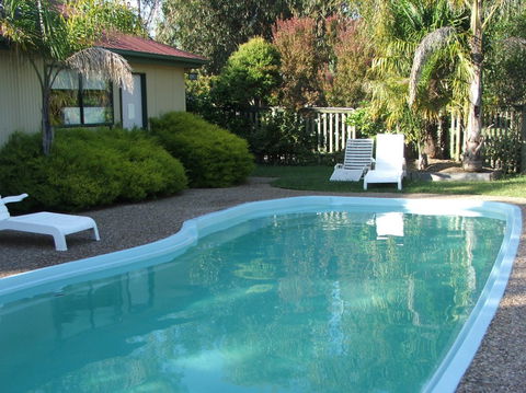 Lakes Entrance Country Cottages - Accommodation BNB 3