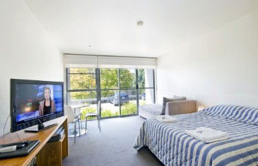 Comfort Inn Lorne Bay View - Accommodation BNB 3