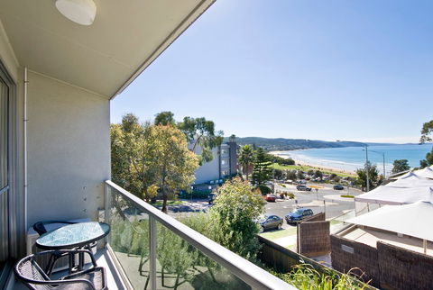 Comfort Inn Lorne Bay View - Accommodation BNB 4