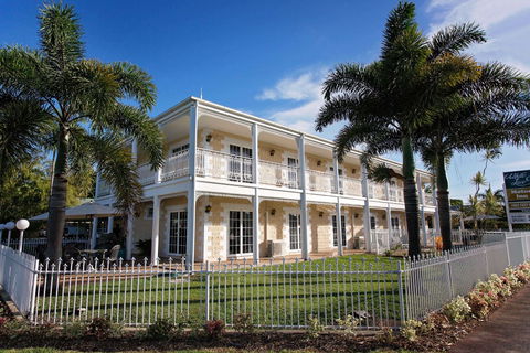 White Lace Motor Inn - Accommodation BNB 0