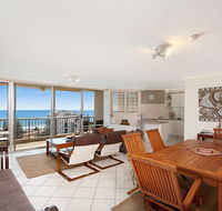 Rainbow Commodore Holiday Apartments - Accommodation BNB