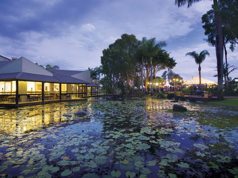 Oaks Oasis - Accommodation BNB 1