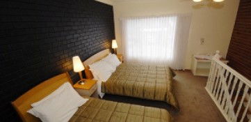 Comfort Inn The International - Accommodation BNB 4