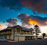 Arno Bay Hotel - Accommodation BNB