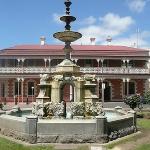 Jens Town Hall Hotel - Accommodation BNB 2