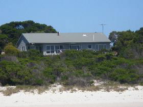 Island Beach SA Accommodation BNB