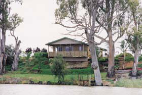 Mundic Grove Cottage - Accommodation BNB 0