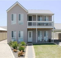 Rocks Retreat Holiday House - Accommodation BNB