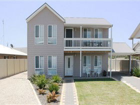 Rocks Retreat Holiday House - Accommodation BNB 0