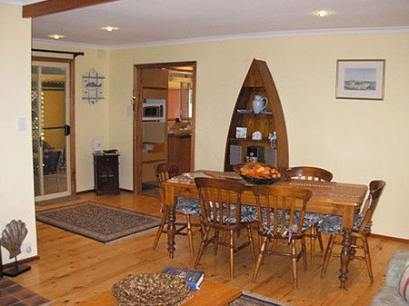 The Liteva Beach House - Accommodation BNB 3