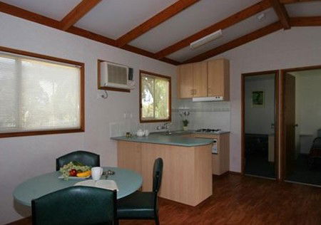 Naracoorte Holiday Park - Accommodation BNB 4