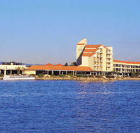 The Lakes Resort Hotel - Accommodation BNB