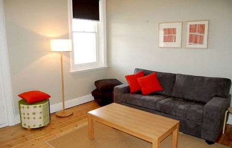Port Elliot Beach House YHA - Accommodation BNB 2