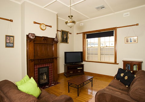 Semaphore Beach House - Accommodation BNB 0