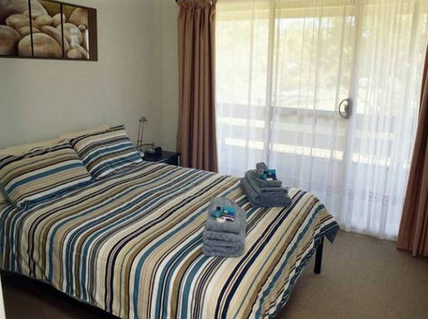 Lake Shore Apartment - Accommodation BNB 2