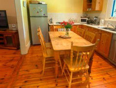 Semaphore Beach Cottage Bed And Breakfast - Accommodation BNB 2
