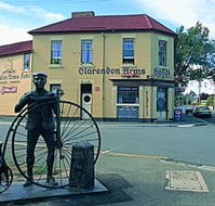 Clarendon Arms Hotel - Accommodation BNB