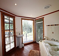 Love Grove Guest House - Accommodation BNB
