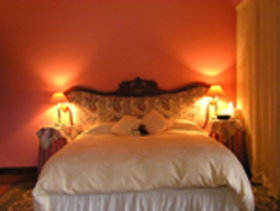 Cow 'n' Calf Art Gallery Unit - Accommodation BNB 0