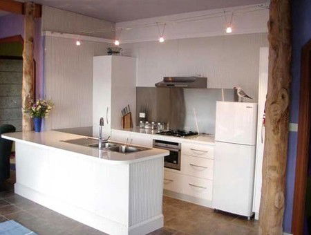 Larus Waterfront Cottage - Accommodation BNB 4