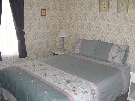 The Grove - Accommodation BNB 5