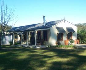 Hillcrest Cottage - Accommodation BNB 0
