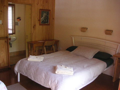 Glasshouse Mountains Ecolodge - Accommodation BNB 4