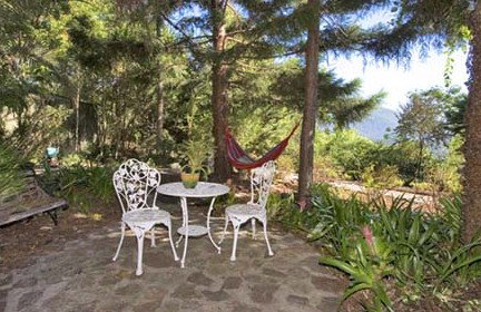 Castle On The Hill Bed And Breakfast - Accommodation BNB 1