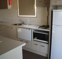 Bowlo Holiday Cabins - Accommodation BNB