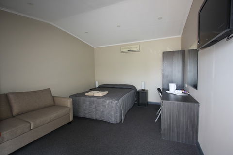 Copper City Motel - Accommodation BNB 2