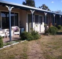 Snowy Vineyard Cottage - Accommodation BNB
