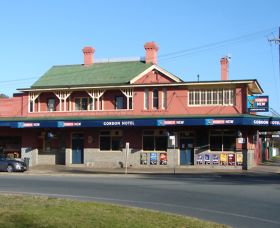 Gordon Hotel - Accommodation BNB 0