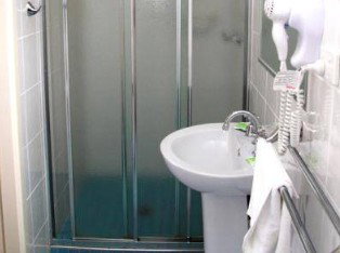 Gabriel Motor Inn - Accommodation BNB 2